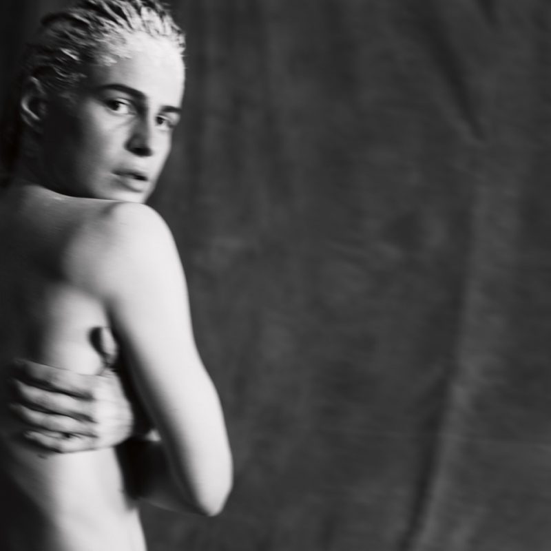 【Christine and the Queens】マドンナも参加している新作『PARANOÏA, ANGELS, TRUE LOVE』が６月９日発売決定！