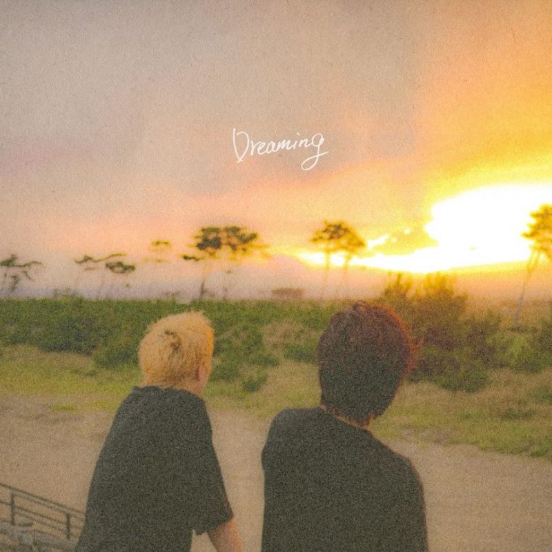 【ReiRay】みんなの青春写真・動画が１つに！ファン参加型の「Dreaming」リリックビデオを公開！2024年1月5日（金）にアコースティックライブをYouTube生配信！